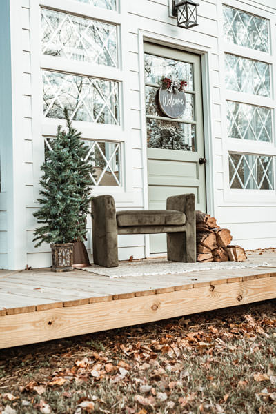 Outdoor winter set on the back deck of Firefly Haven